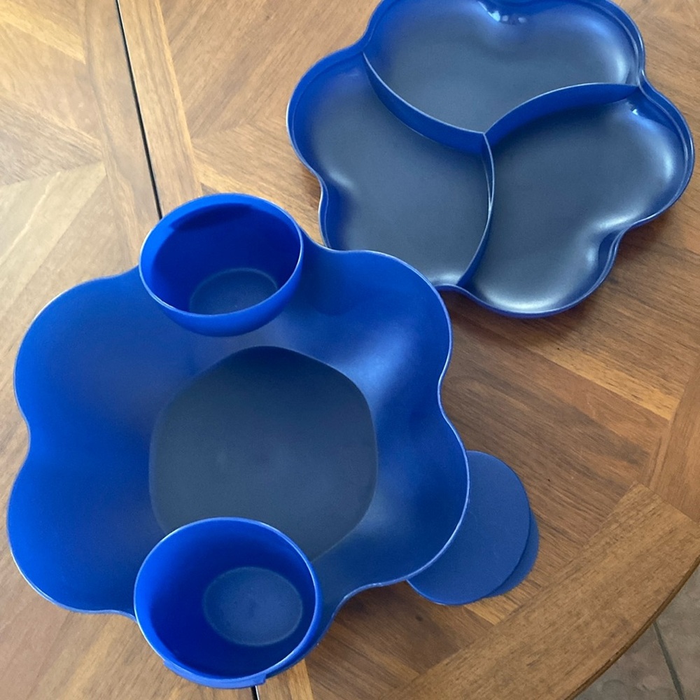 Tupperware Chip & Dip Party Set $11 - Picture 4 of 4